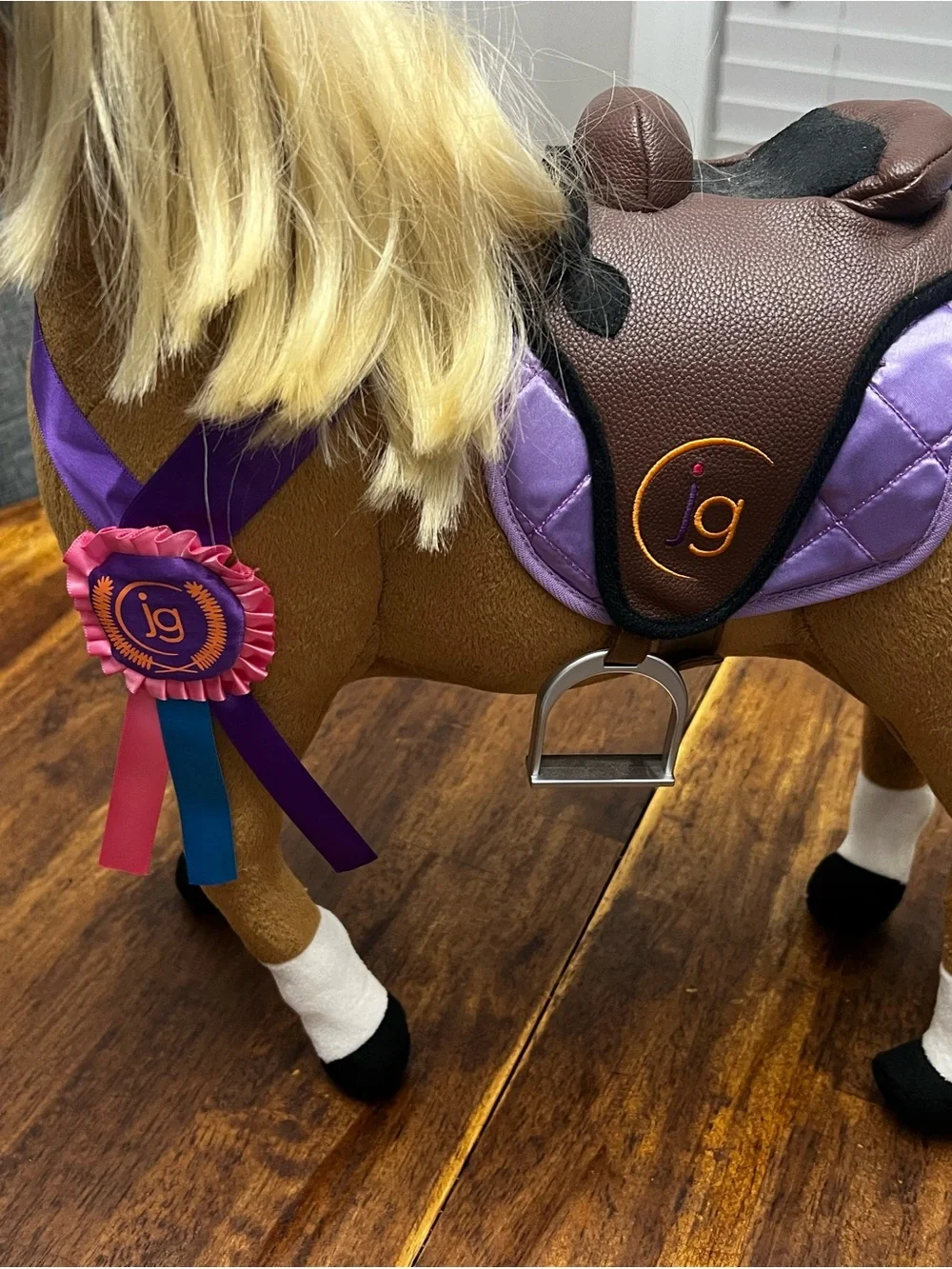 Journey Girls Pretty Palomino Plush Horse 20” Saddle Bridle Geoffrey’s Toy Box